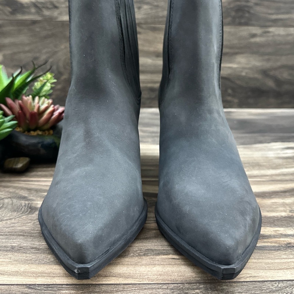 NEW Steve Madden 8M Terezza Grey Nubuck Pull On Pointed Toe Western Ankle Bootie - Picture 5 of 12